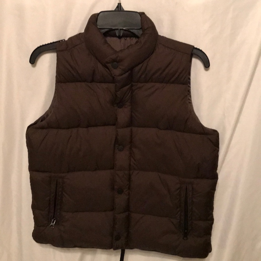 VEST